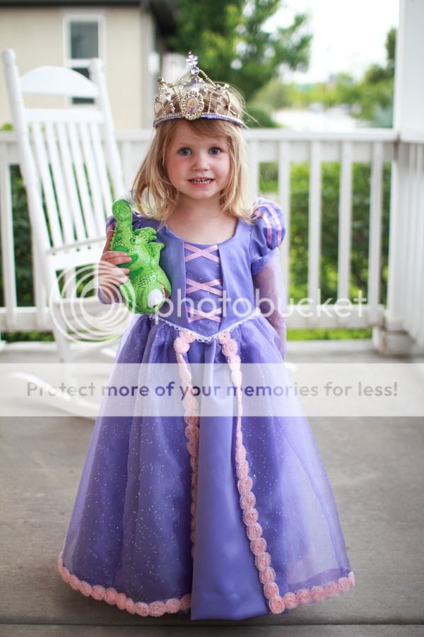 IMAGE: http://i416.photobucket.com/albums/pp241/tkbslc/kids/IMG_3046.jpg